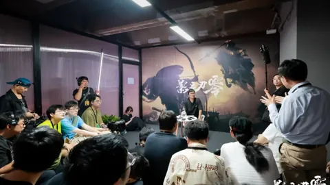 B费刷新欧联纪录：24球17助，成为进球制造王